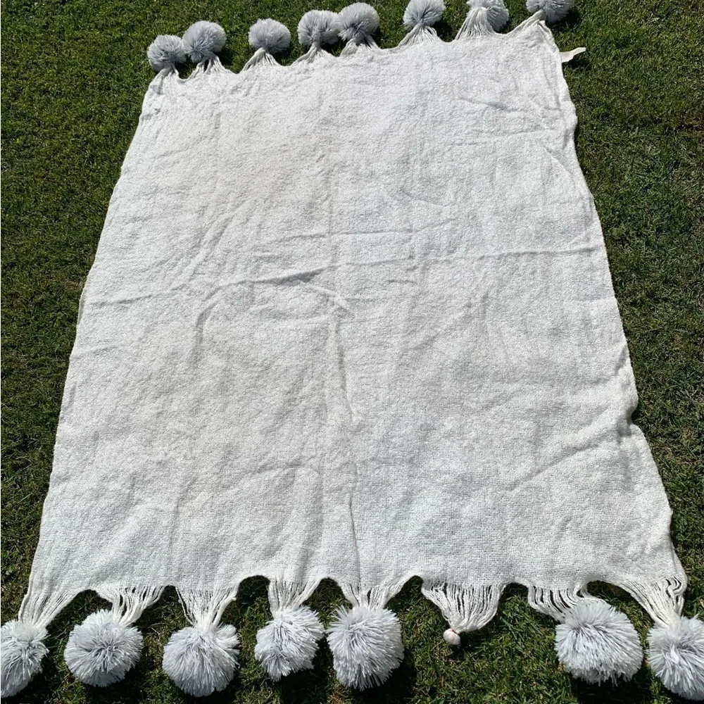Nina Cambell blanket